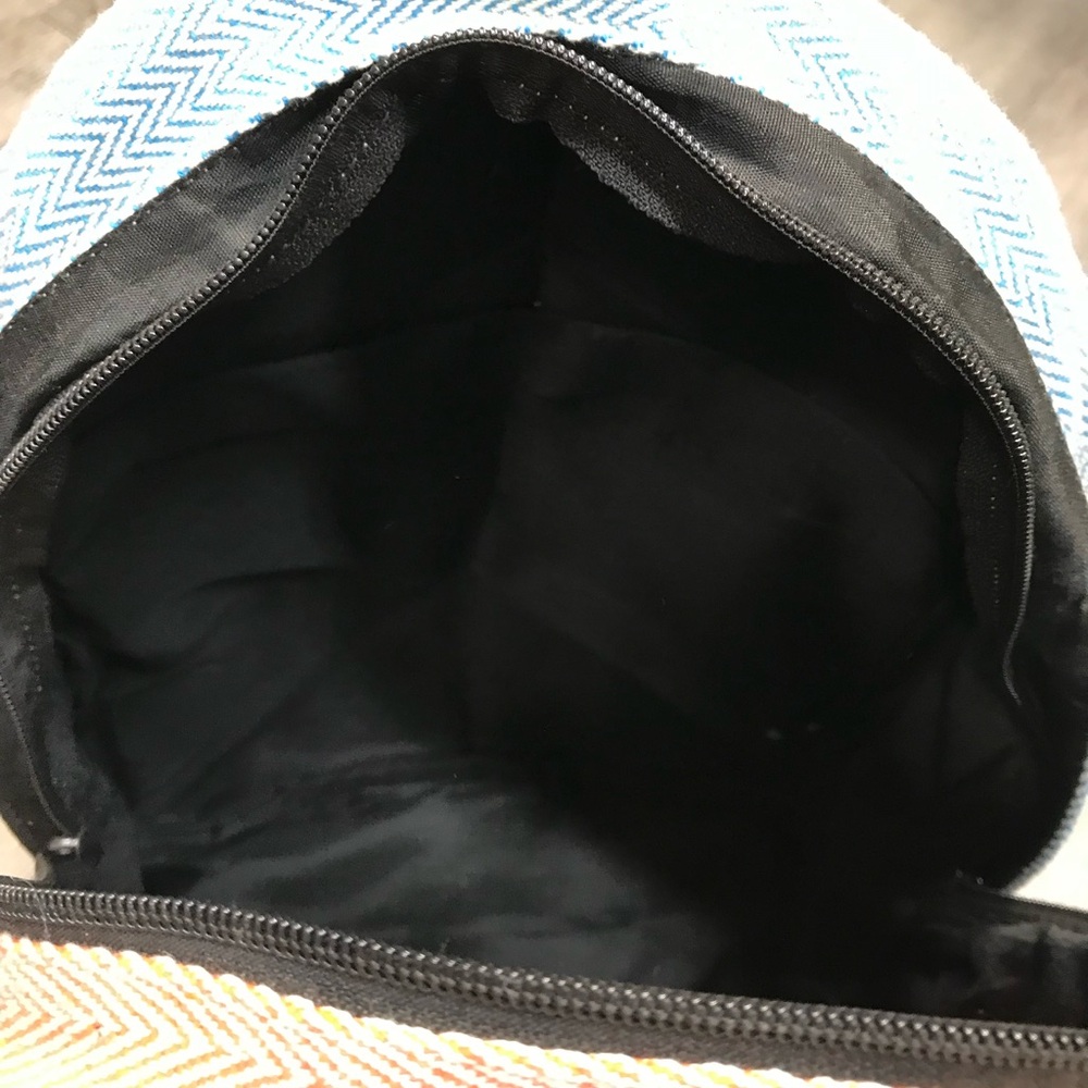 Large Hemp Backpack - Picture 5 of 7